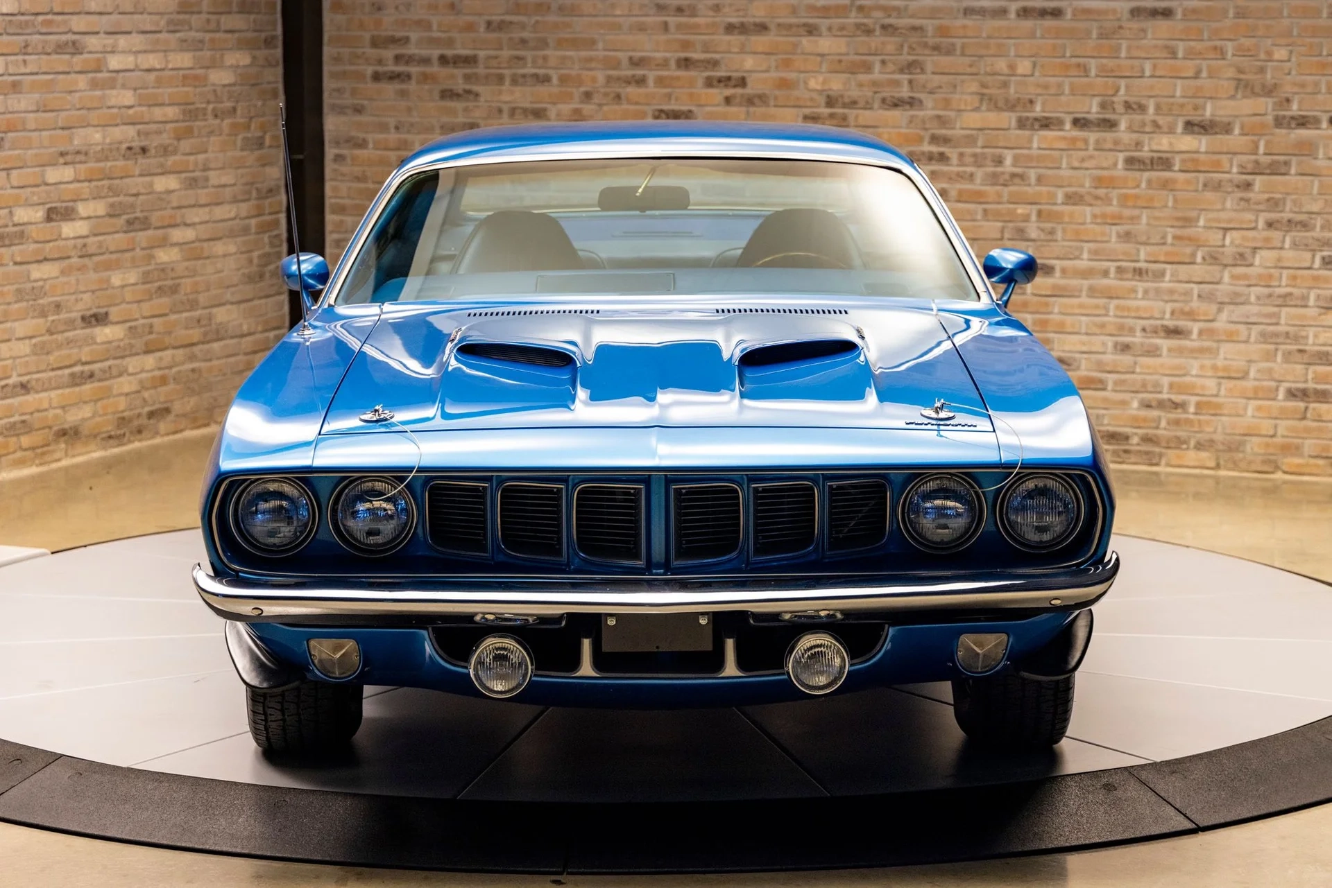 Plymouth Barracuda Bourbon Classic Cars